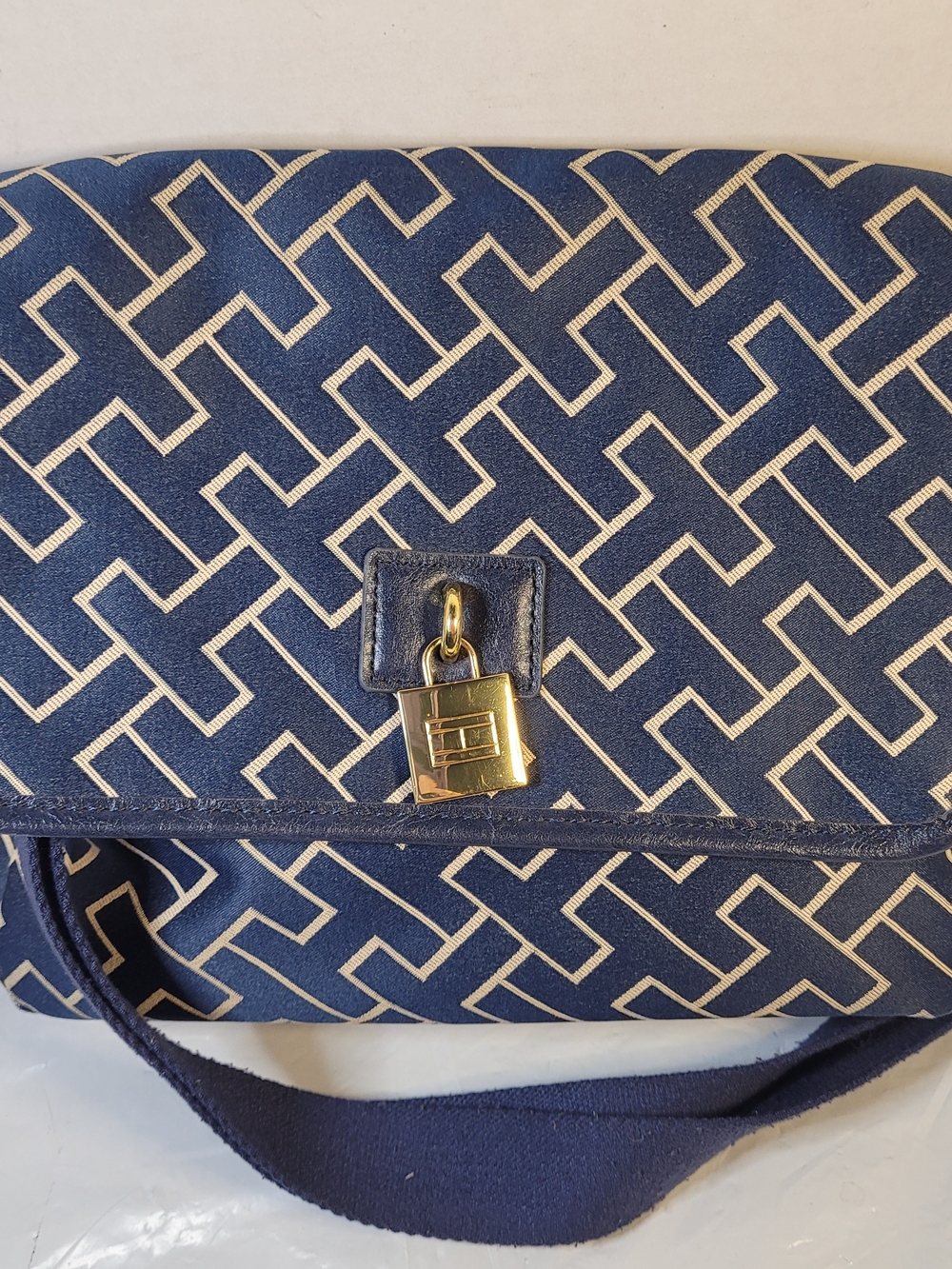 Tommy Hilfiger Navy Blue Monogram Crossbody Bag Flap Gold Padlock Clasp Purse
